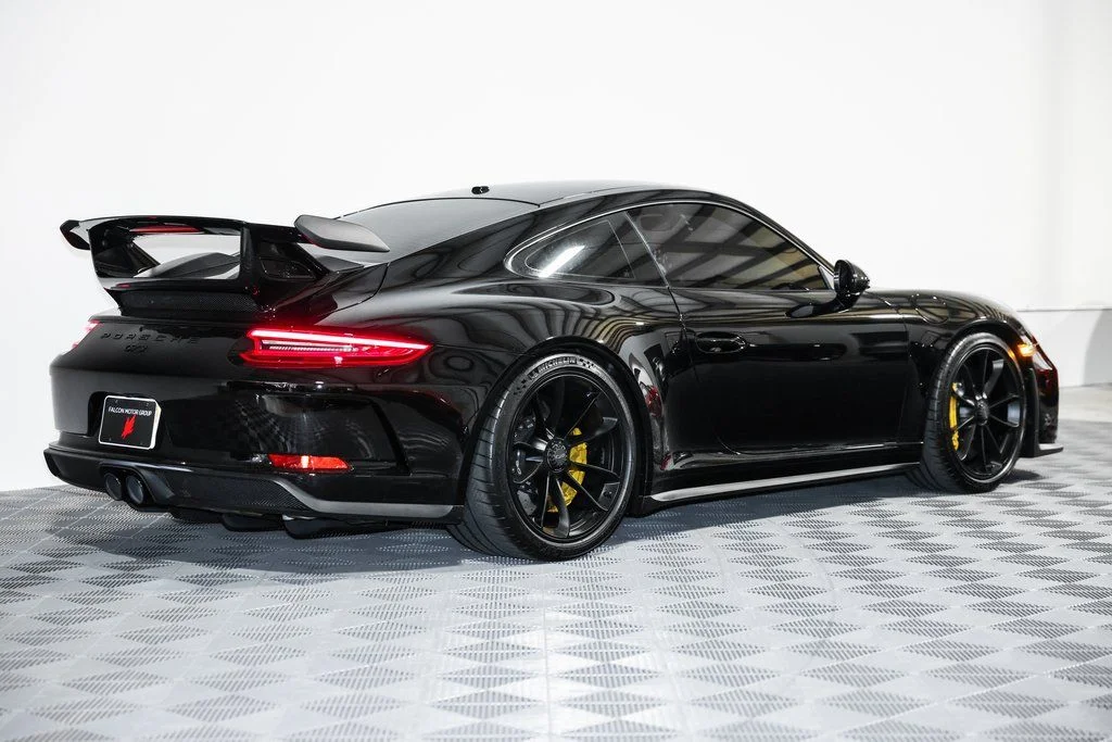 Used 2018 Black Porsche GT3 image 6