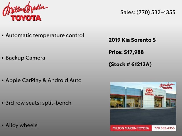 Used 2019 White Kia S image 2