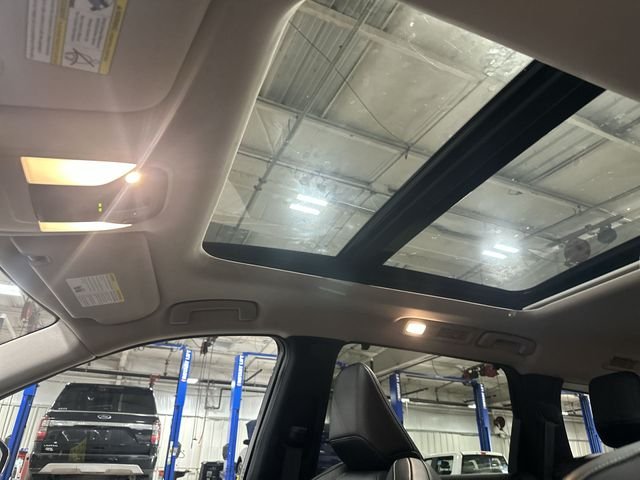 Used 2023 Black INFINITI Sensory image 20