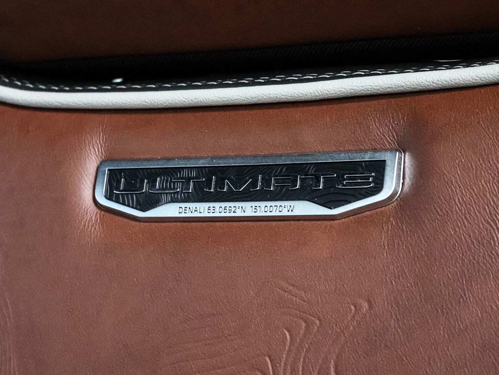 Certified Used 2025 Onyx Black GMC Denali Ultimate image 22