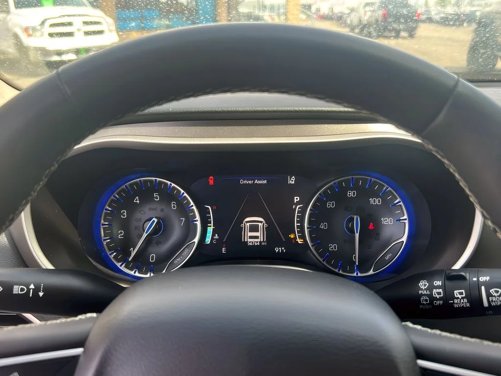 2023 Chrysler Pacifica Touring L - Photo 23