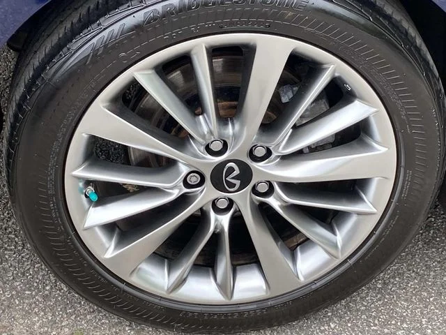 Used 2023 Blue INFINITI LUXE image 30