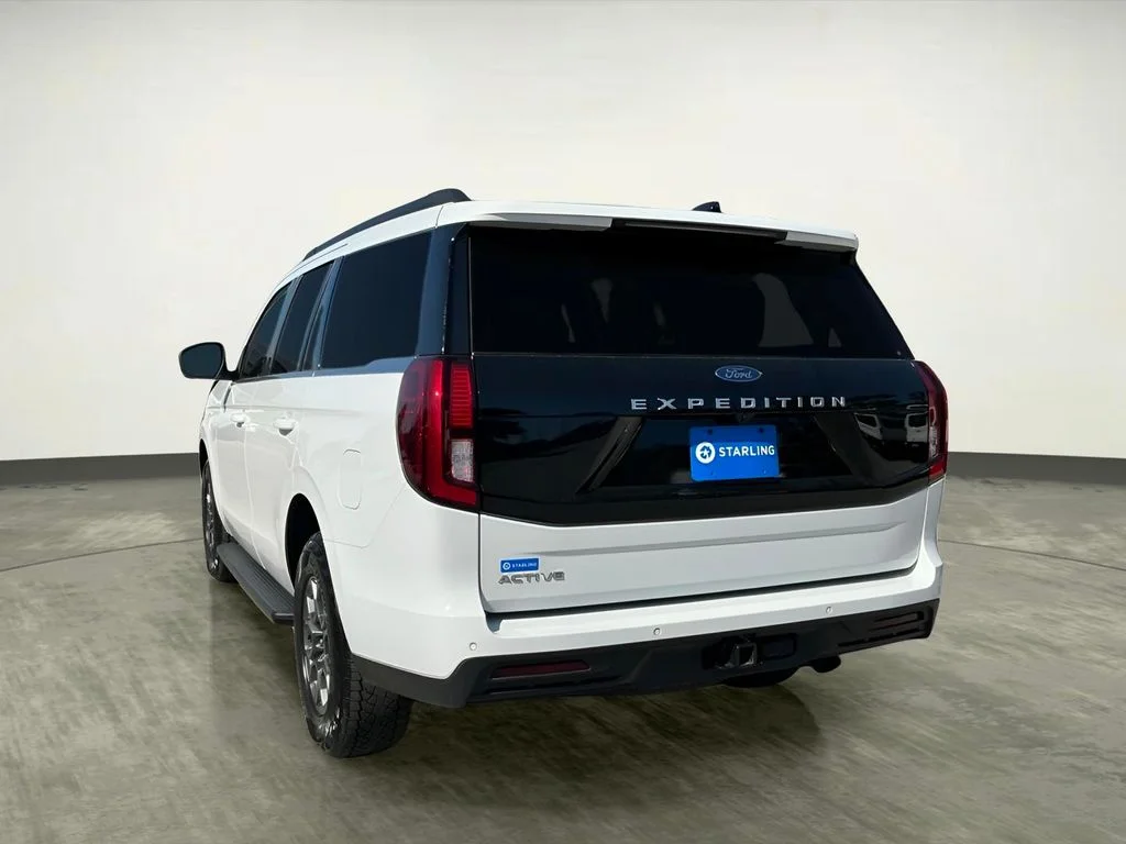Used 2025 White Ford Active image 6