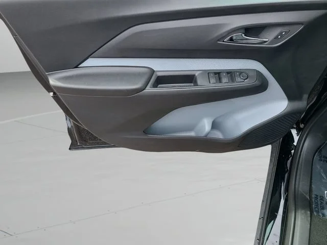 New 2027 Mosaic Black Metallic Chevrolet LT image 16