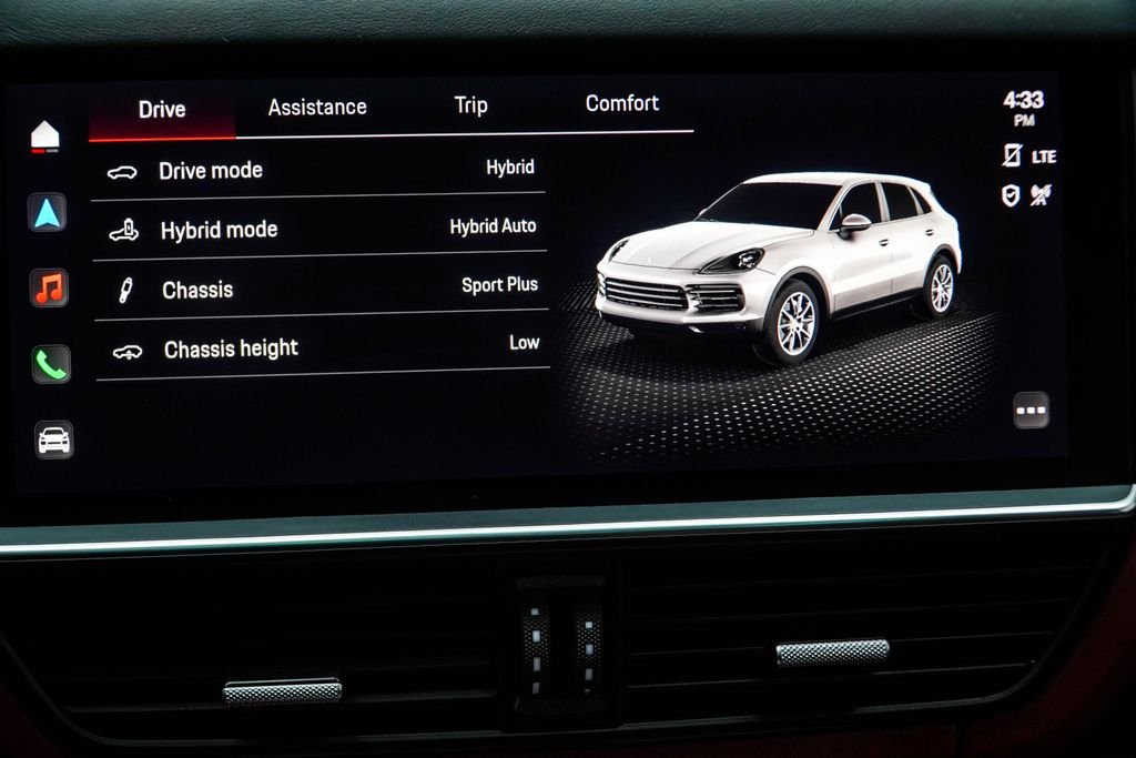 Used 2023 Silver Porsche Base image 34