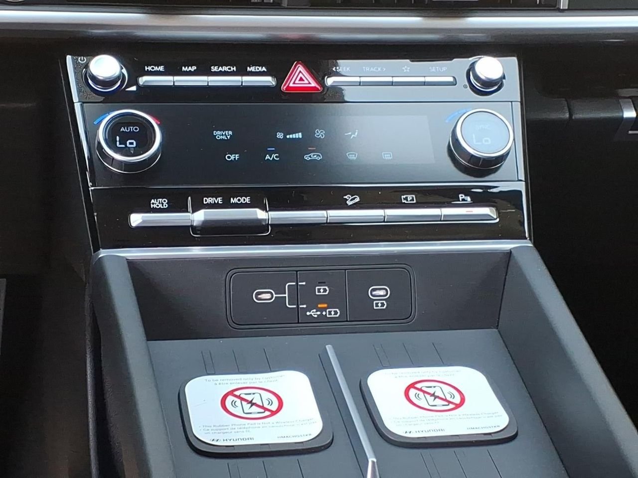 New 2026 Ecotronic Gray Hyundai SE image 17