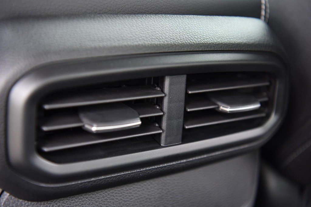 2025 Honda Ridgeline Sport - Photo 25