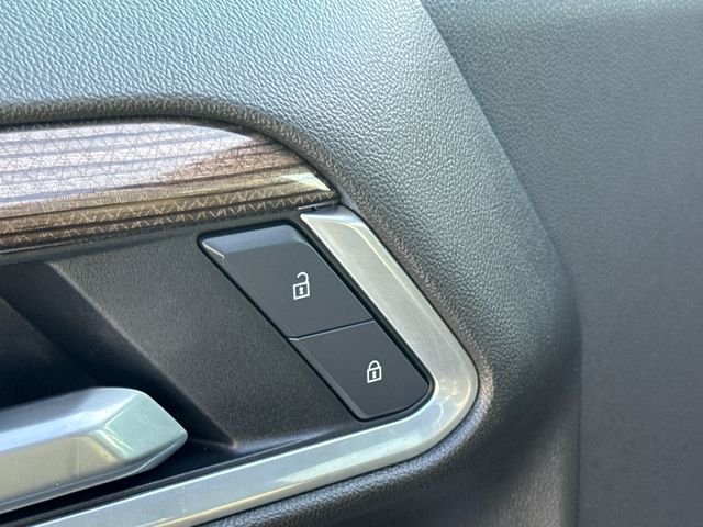 Used 2025 Black Chevrolet RST image 20