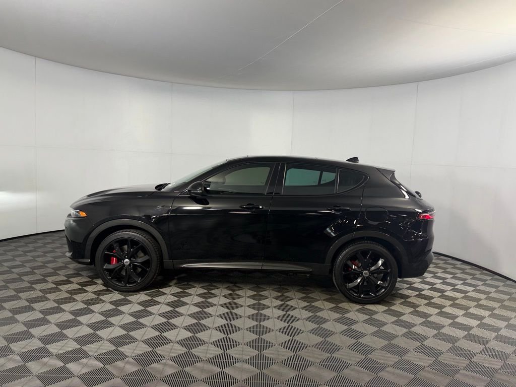 Certified Used 2024  Dodge R/T Plus image 11