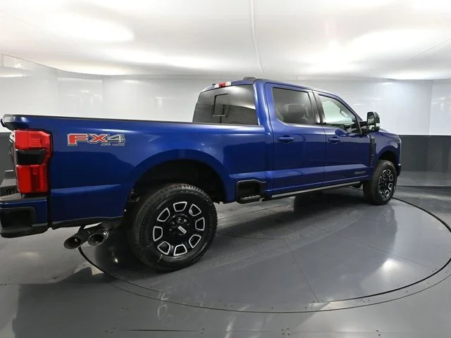 2026 Ford F-250 Super Duty Platinum - Photo 6