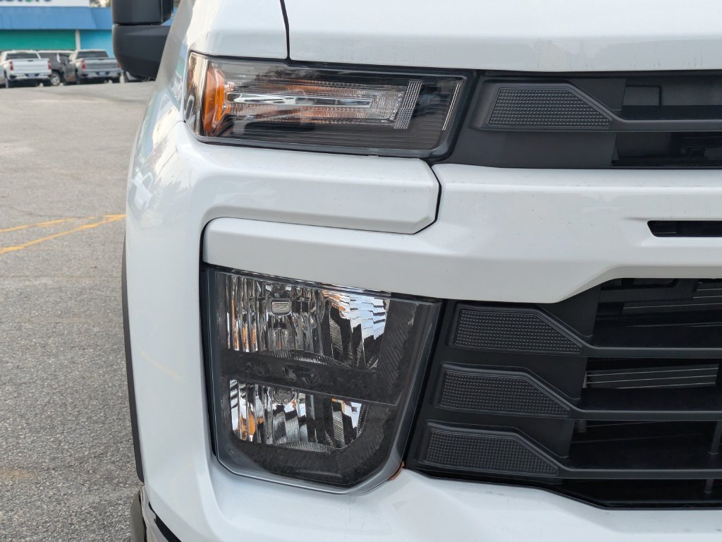 2026 Chevrolet Silverado 2500 HD Custom - Photo 10