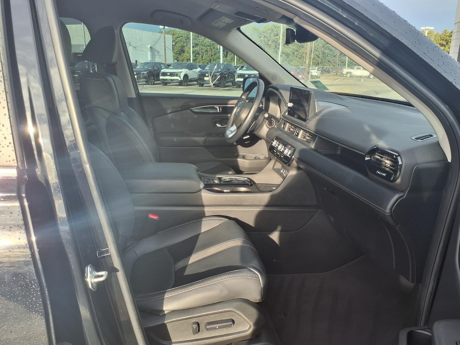 2026 Nissan Rogue photo 13 of 28