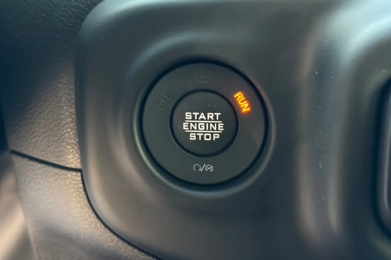Used 2023 BRIGHT WHITE CLEAR Jeep Rubicon image 22