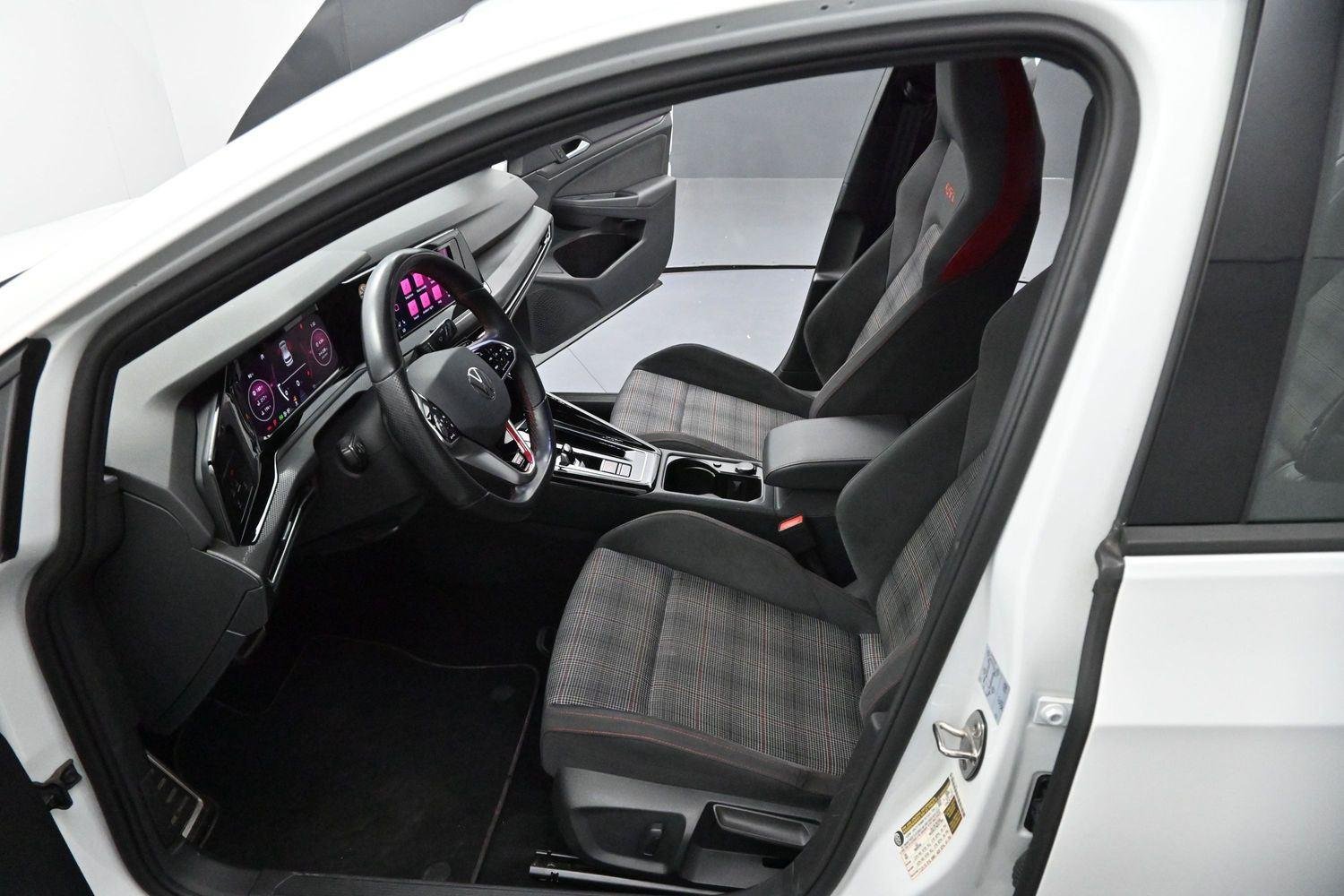 Used 2024 Opal White Pearl Volkswagen S image 12