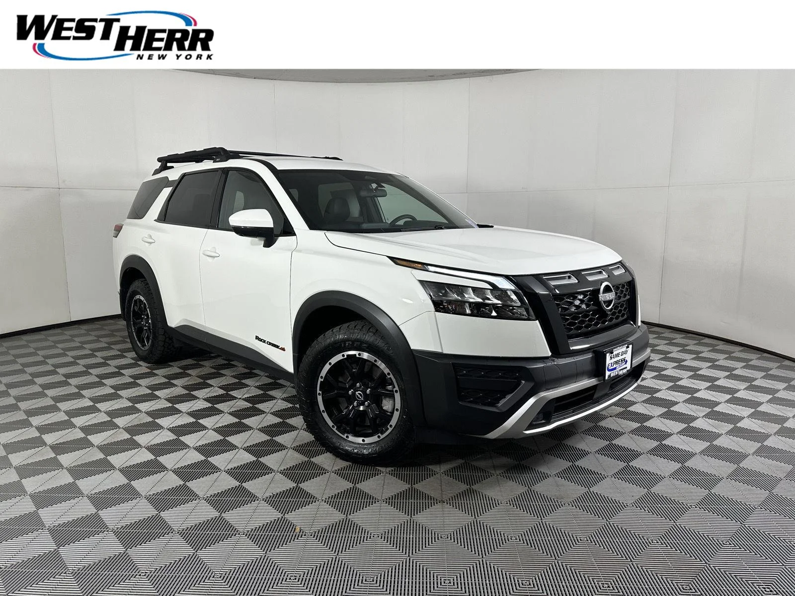 Used 2025 Glacier White Nissan Rock Creek image 1