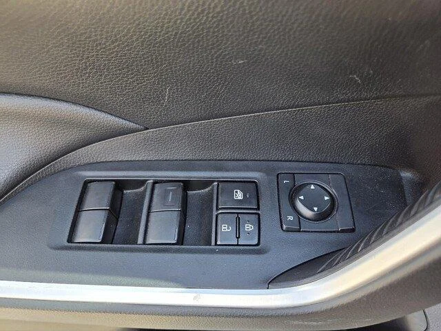 Used 2025 Silver Sky Metallic Toyota LE image 22