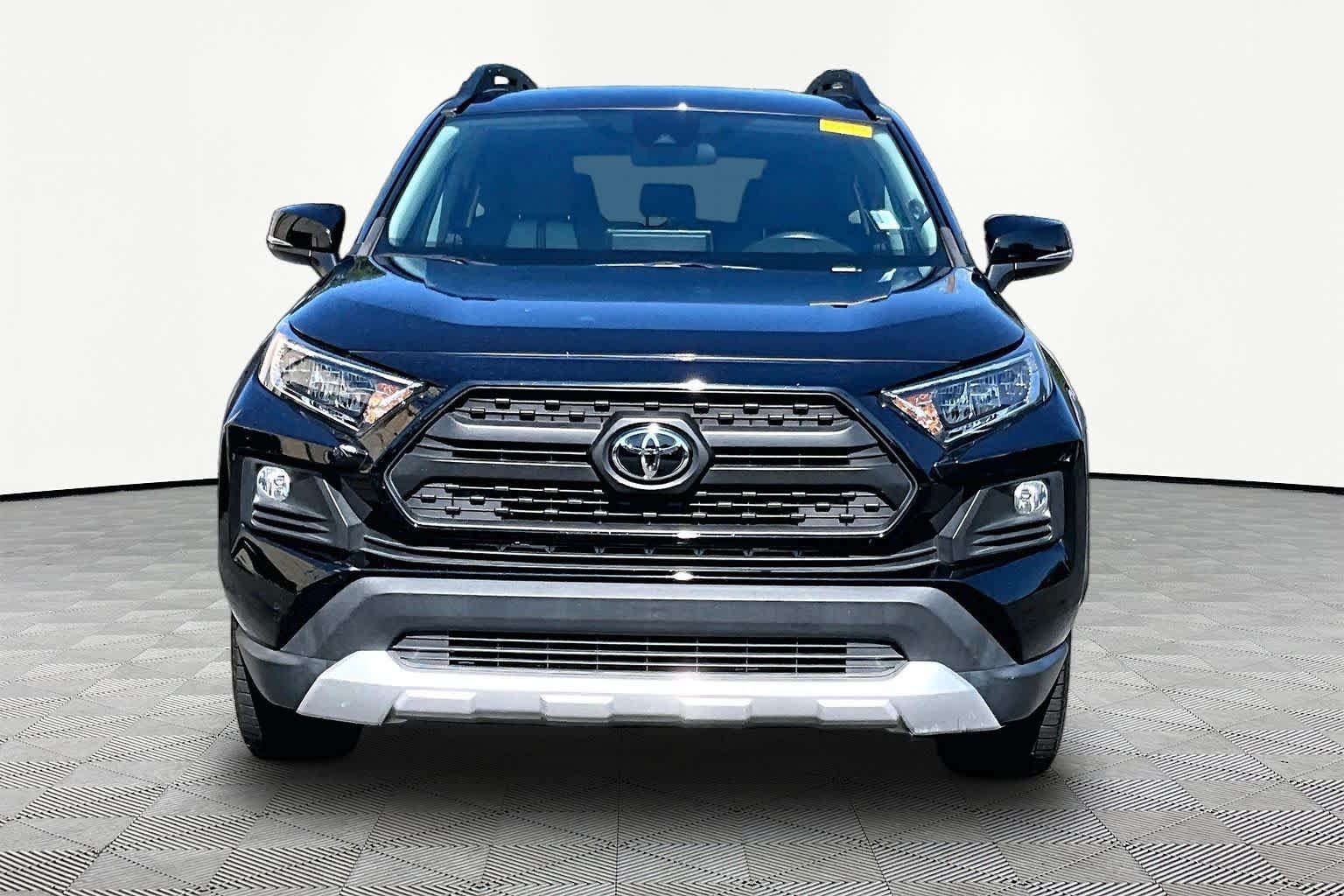 Used 2021 Midnight Black Metallic Toyota Adventure image 4