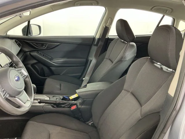 Used 2018 Ice Silver Metallic Subaru 2.0i image 14