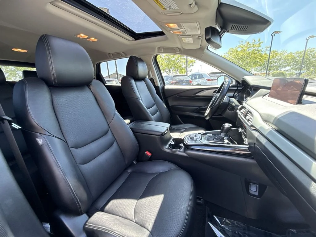 Used 2023 Blue Mazda Touring image 29