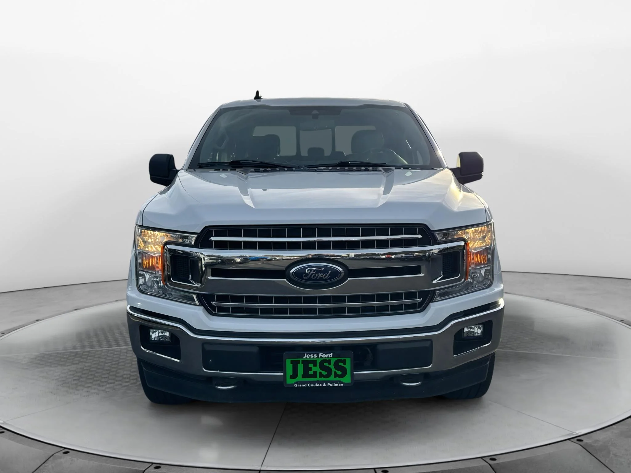 Used 2019 Oxford White Ford XLT image 8