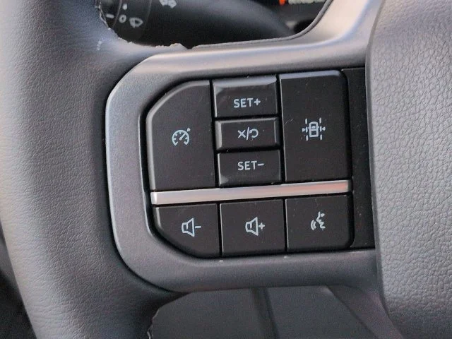 New 2026 Carbonized Gray Metallic Ford XLT image 23