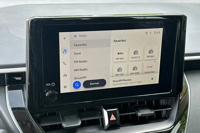 2025 Toyota Corolla LE - Photo 21