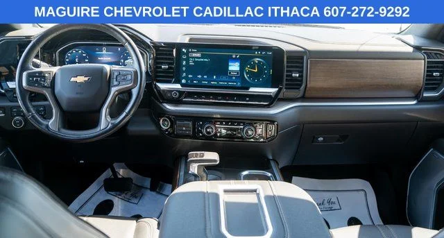 Used 2022 Black Chevrolet High Country image 17