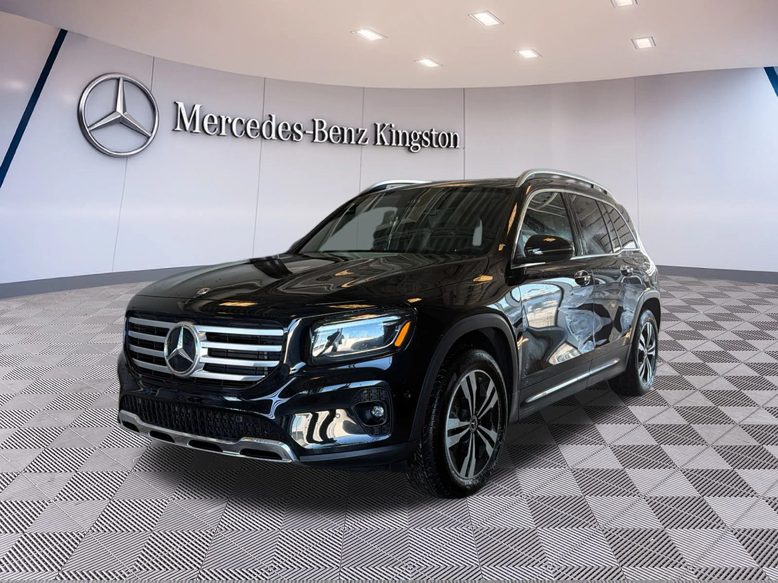 Certified Used 2025 Black Mercedes-Benz Glb 250 image 2