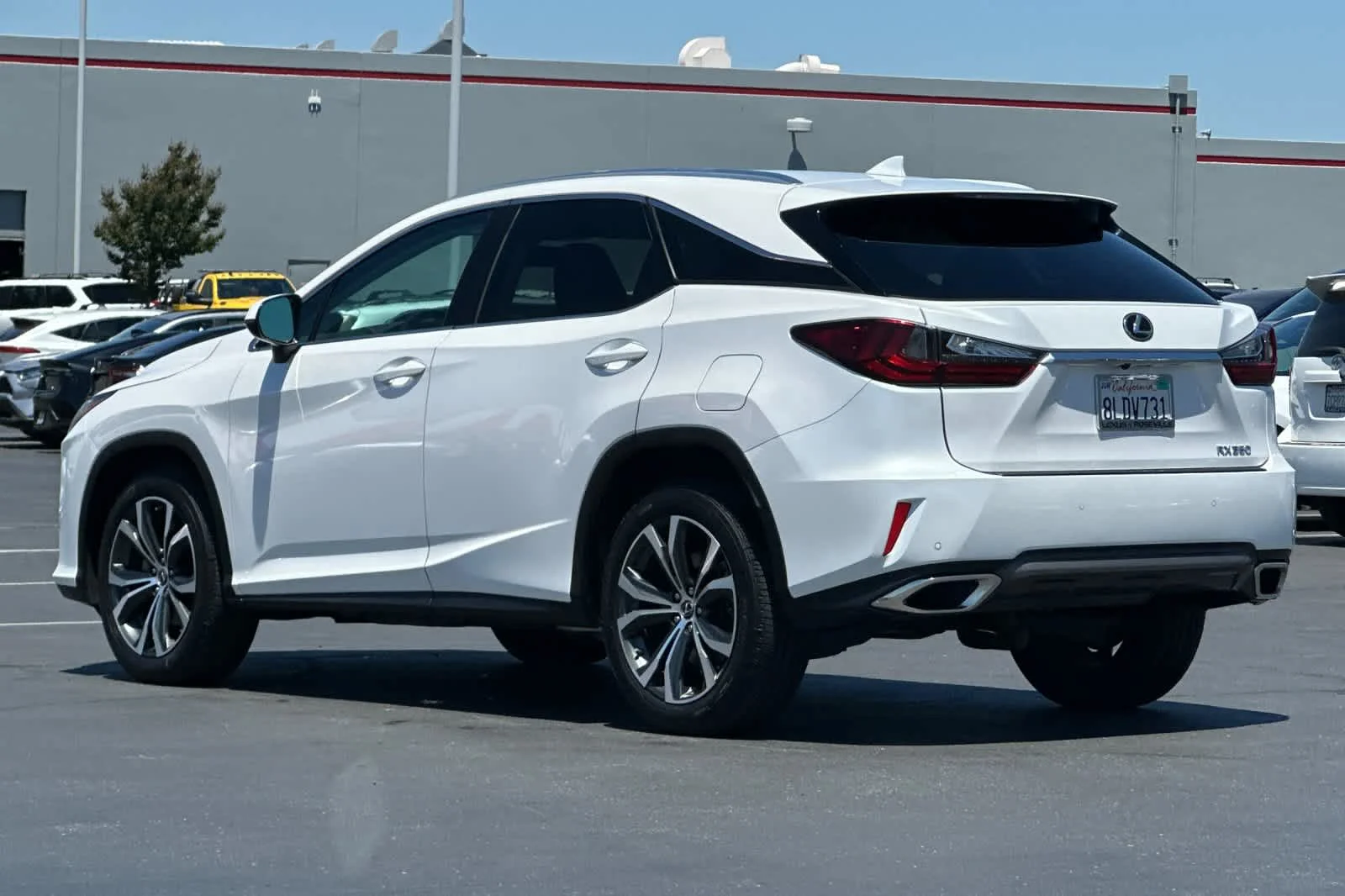 Used 2019 Eminent White Pearl Lexus  image 7