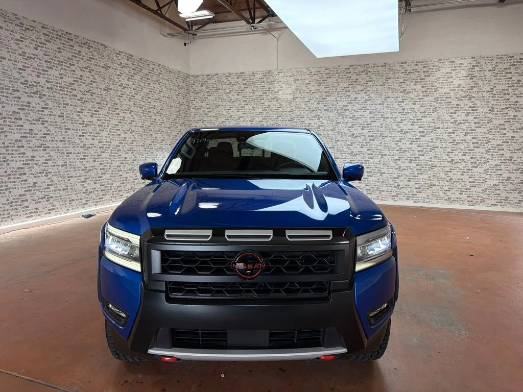 Used 2025 Bluestone Pearl Nissan PRO-X image 2