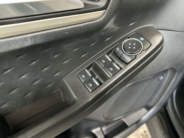 Used 2020 Black Metallic Ford SE image 19