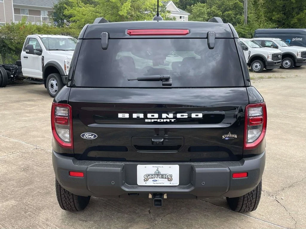New 2026 Shadow Black Ford Badlands image 4