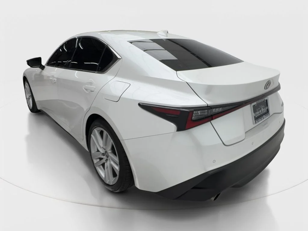 Used 2025 White Lexus 300 image 10