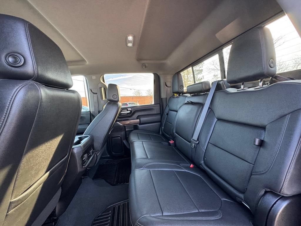2022 Chevrolet Silverado 3500HD LT - Photo 11