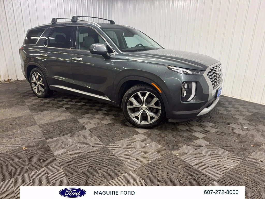 Used 2022 Gray Hyundai SEL image 3