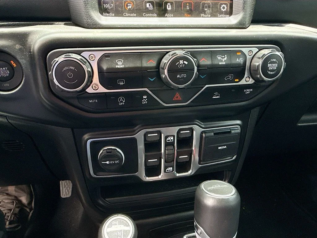 Used 2023 Black Jeep Overland image 17