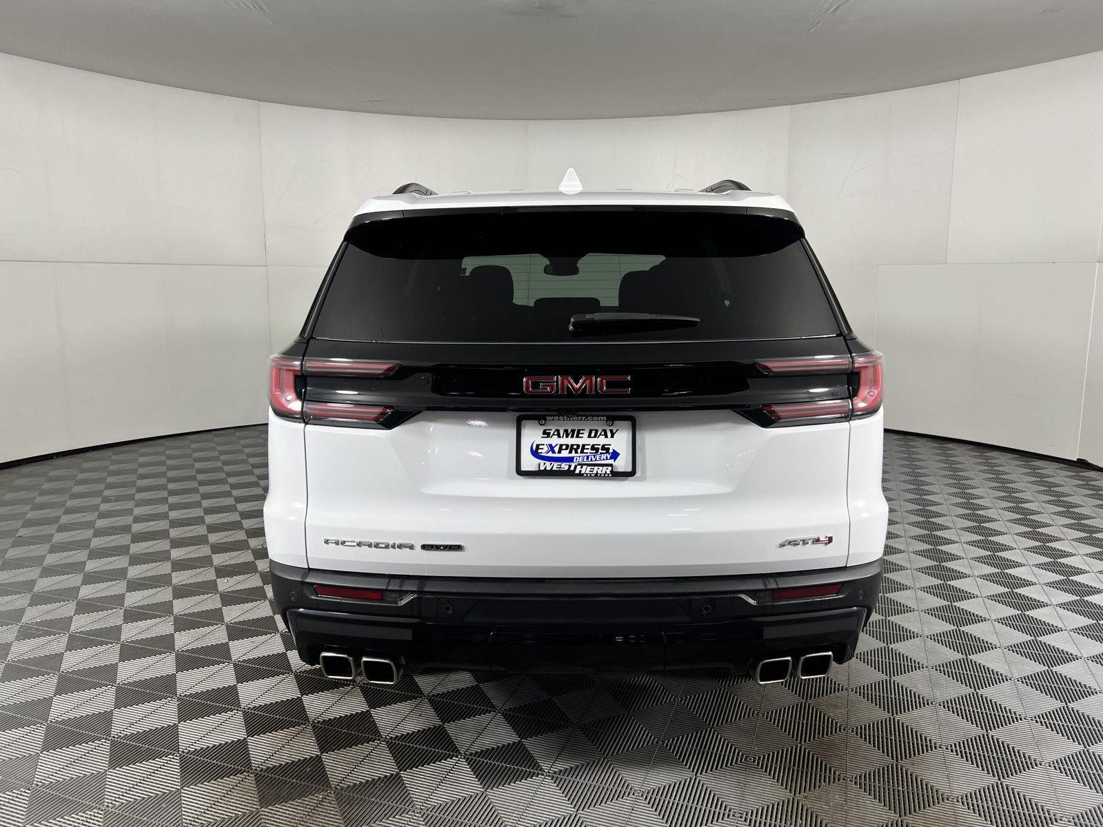 Used 2025 Summit White GMC AWD AT4 image 7