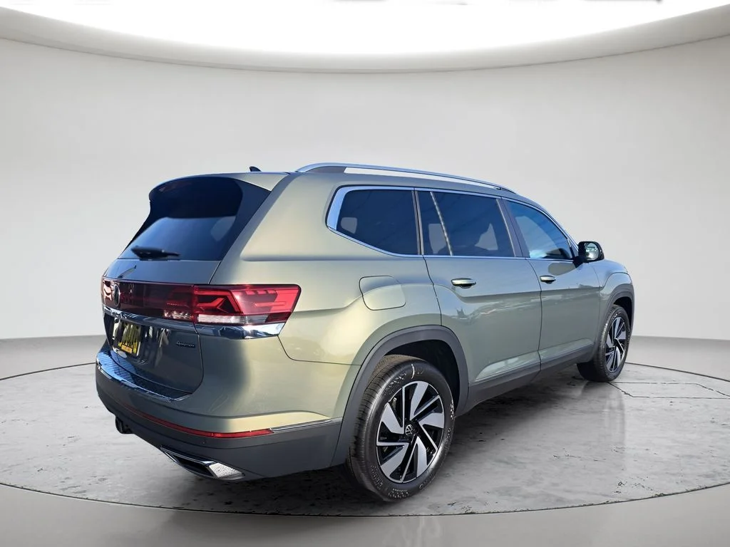 New 2026 Green Volkswagen 2.0T SEL image 3