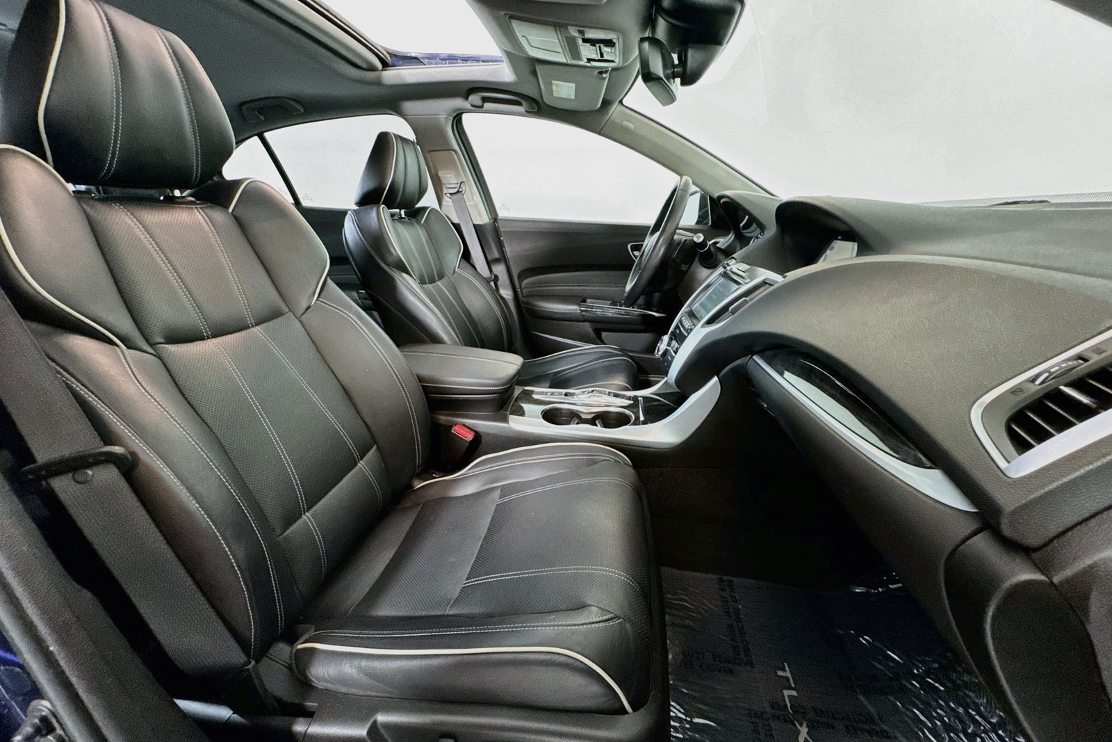 Used 2018 Fathom Blue Pearl Acura w/Technology Pkg image 27