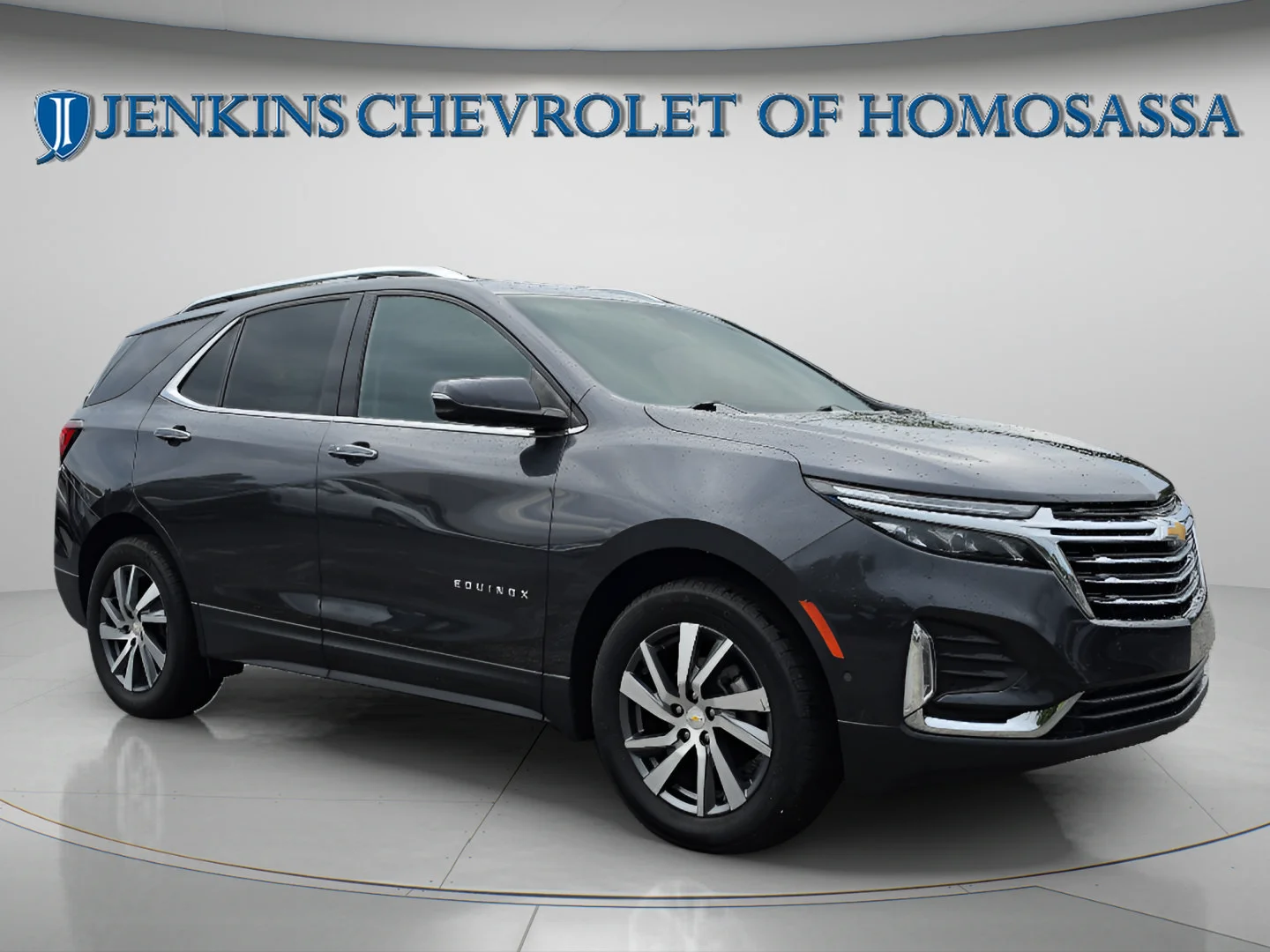 Used 2022 Iron Gray Metallic Chevrolet Premier image 2