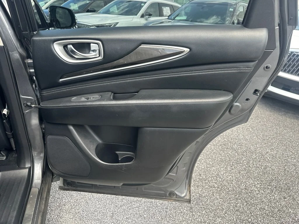 Used 2020 Gray INFINITI LUXE image 14