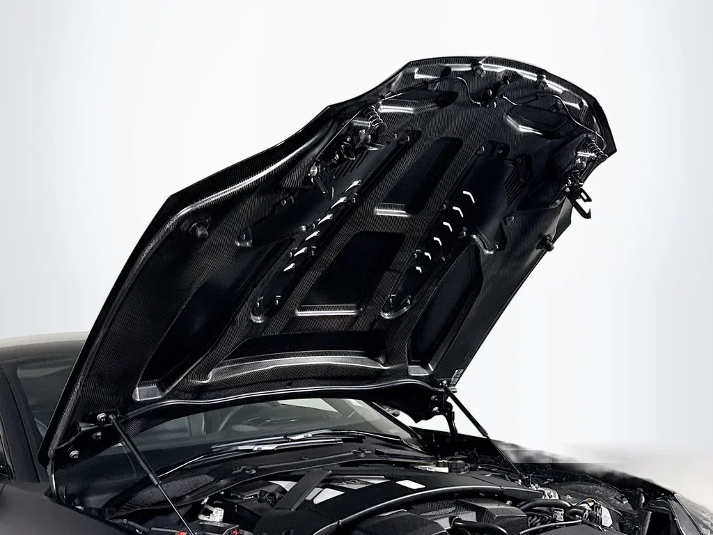 Used 2025 Oberon Black Aston Martin V12 image 23