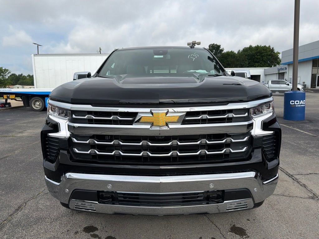 2026 Chevrolet Silverado 1500 LTZ - Photo 8