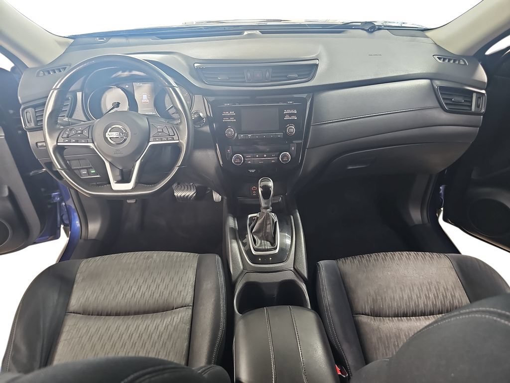 Used 2017 Blue Nissan SV image 11