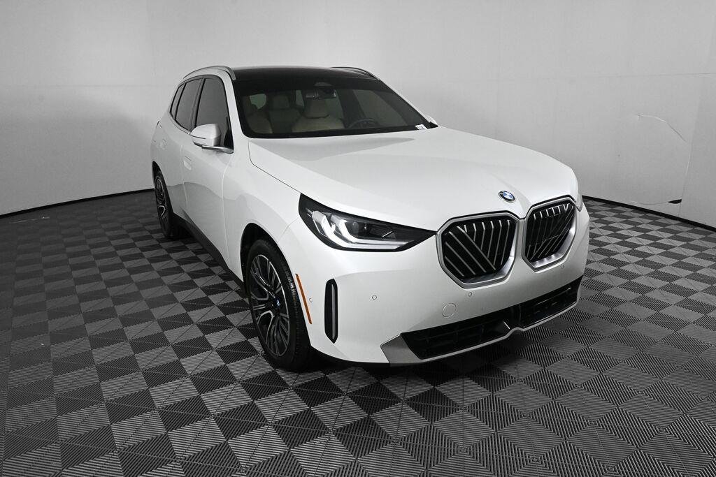 Used 2025 Mineral White Metallic BMW 30 xDrive image 13