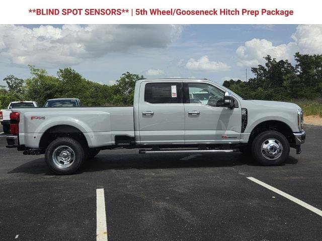 New 2026 Avalanche Ford F-350® Lariat® image 52