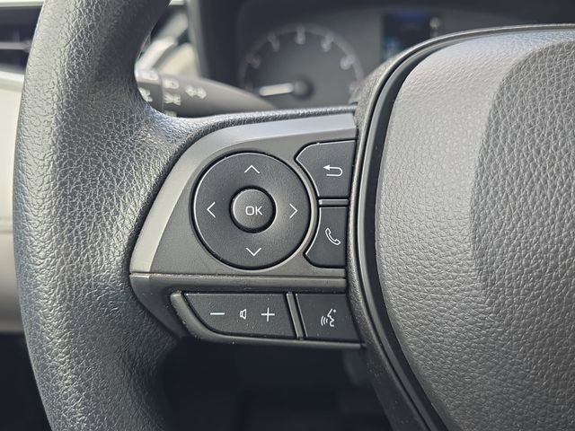 Used 2023  Toyota L image 16
