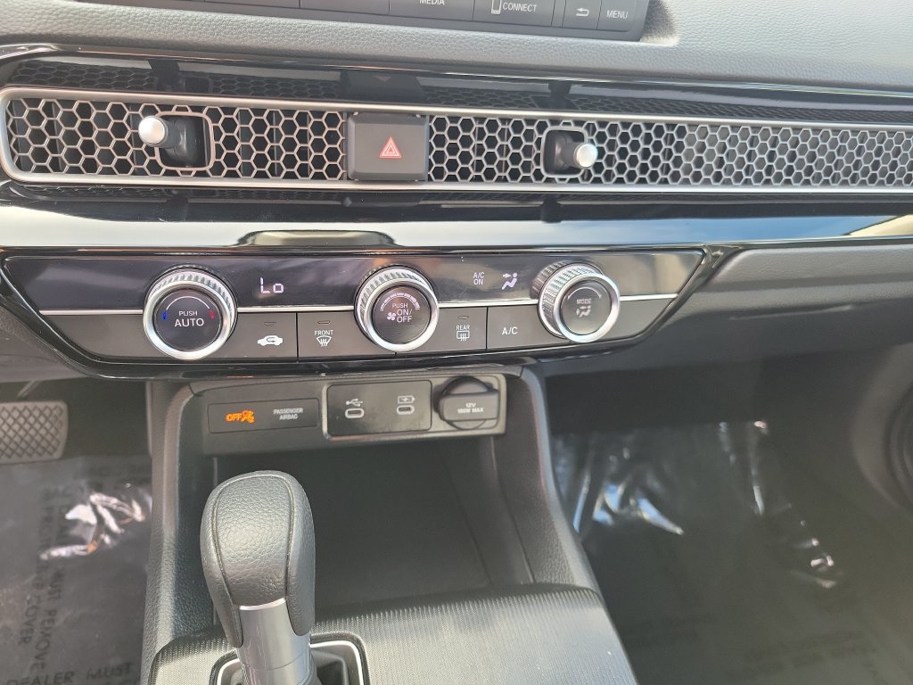 2025 Honda Civic LX - Photo 32