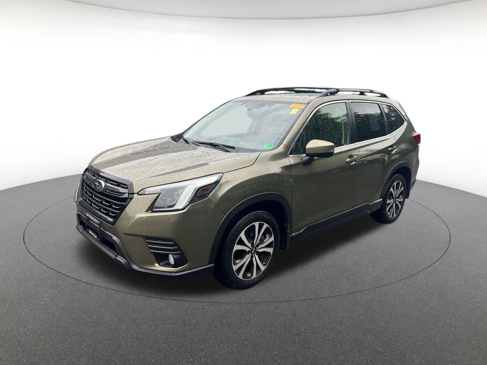Used 2023 Autumn Green Metallic Subaru Limited image 3