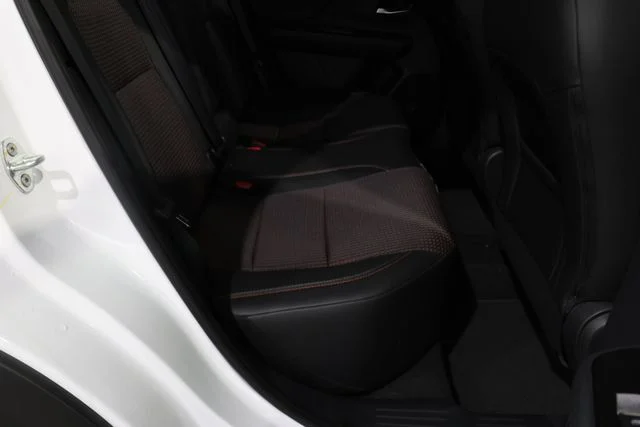 New 2026 Aspen White TriCoat / Super Black Two-tone Nissan SR image 14
